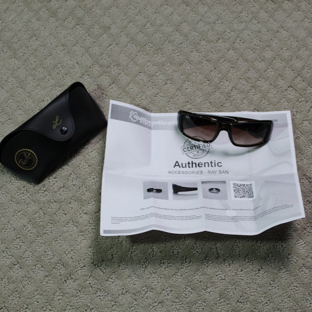 Ray-Ban Tortoise Shell Design Sunglasses RB 4338 & Case with COA